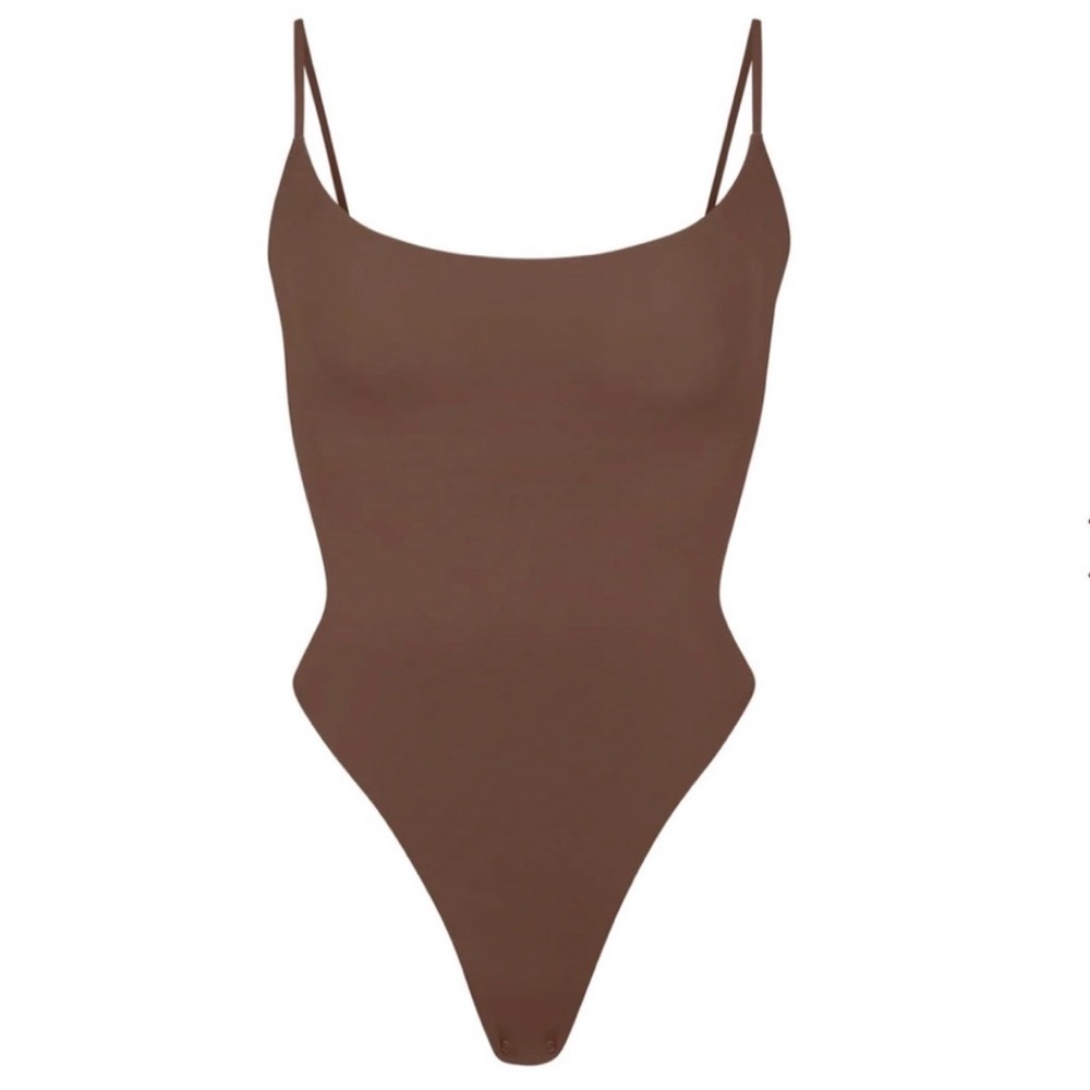SKIMS FIT EVERYBODY CAMI BODYSUIT